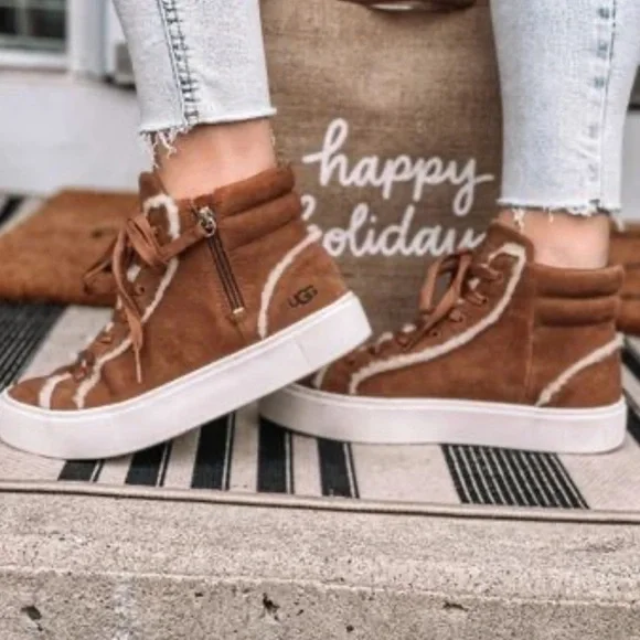 UGG Olli Heritage Sneaker - Picture 2 of 6